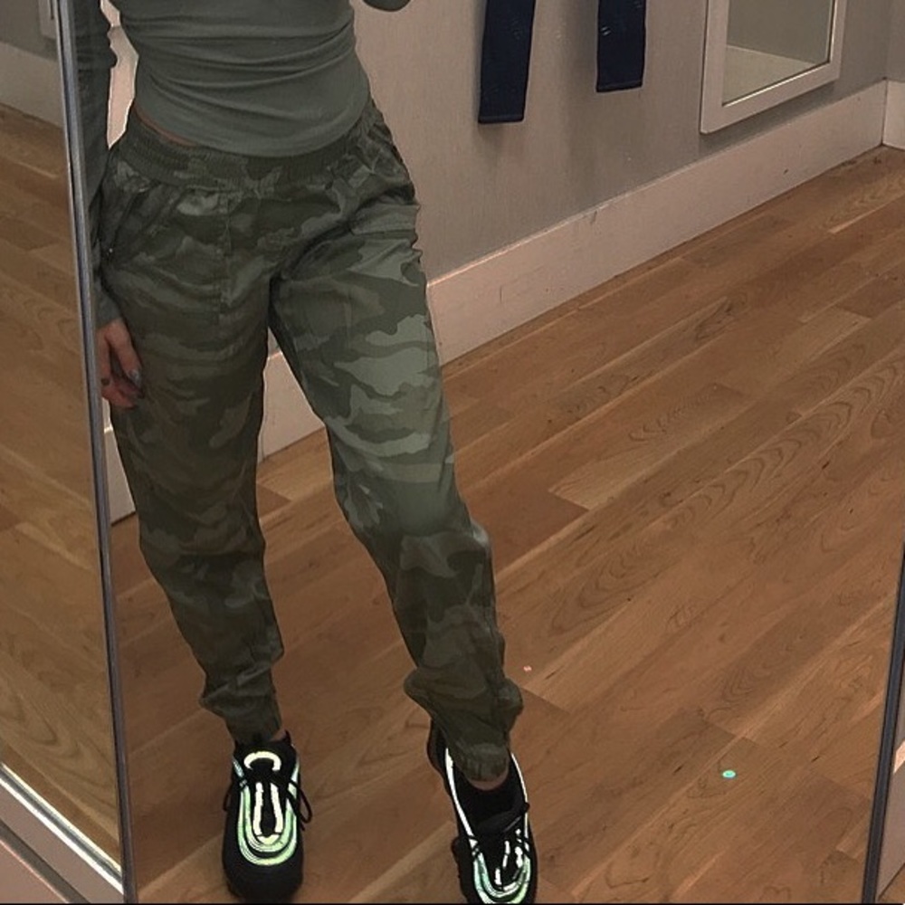 Camo pants